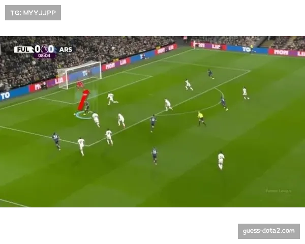 传闻：多家英超俱乐部球探现身威斯特法伦，考察多特蒙德边路新星